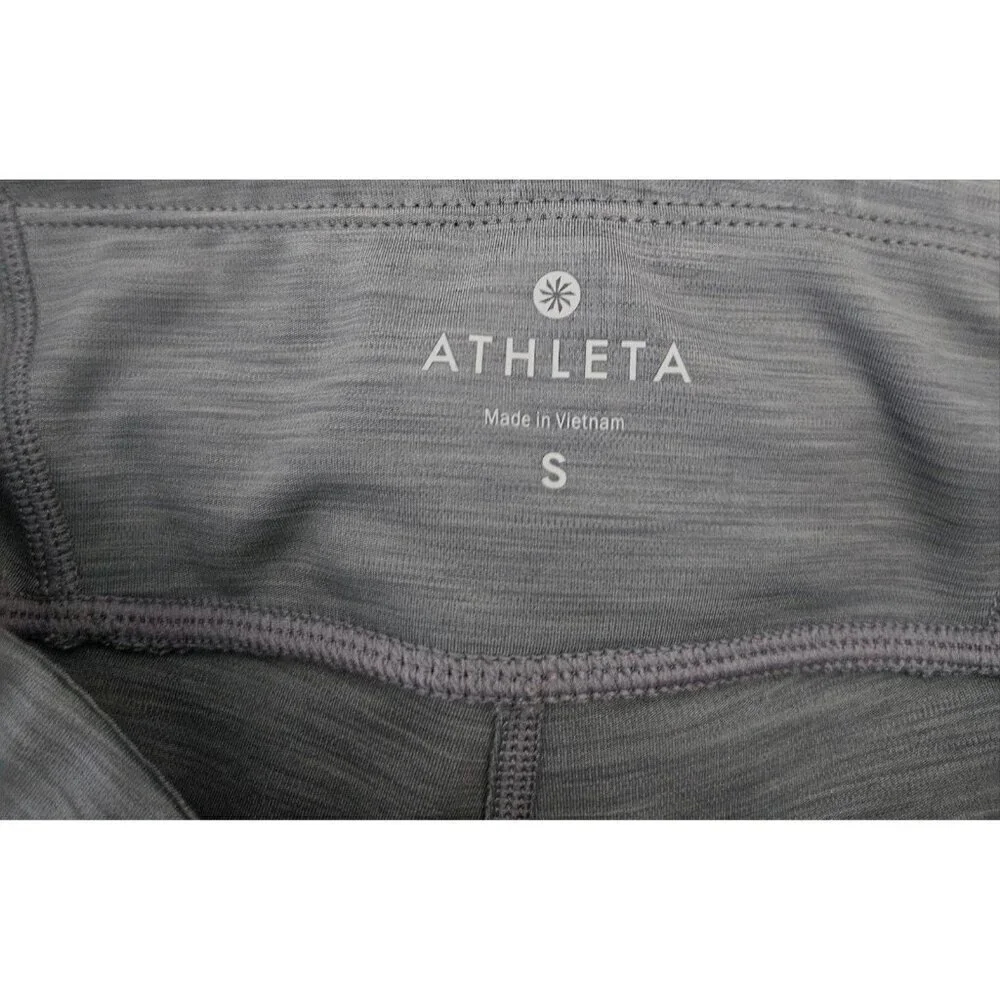 Athleta Womens Sz S Sonar Capri Leggings Gray Coral White Colorblock